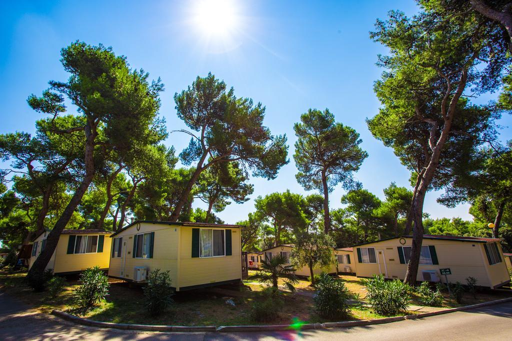 Arena Indije Mobile Homes Banjole Exterior foto