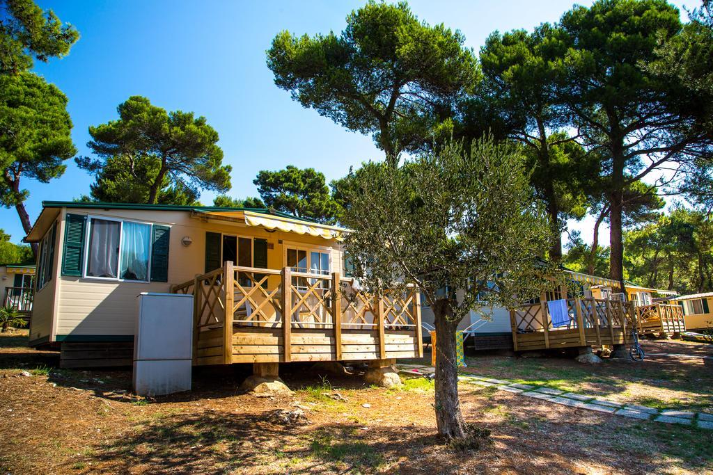 Arena Indije Mobile Homes Banjole Exterior foto