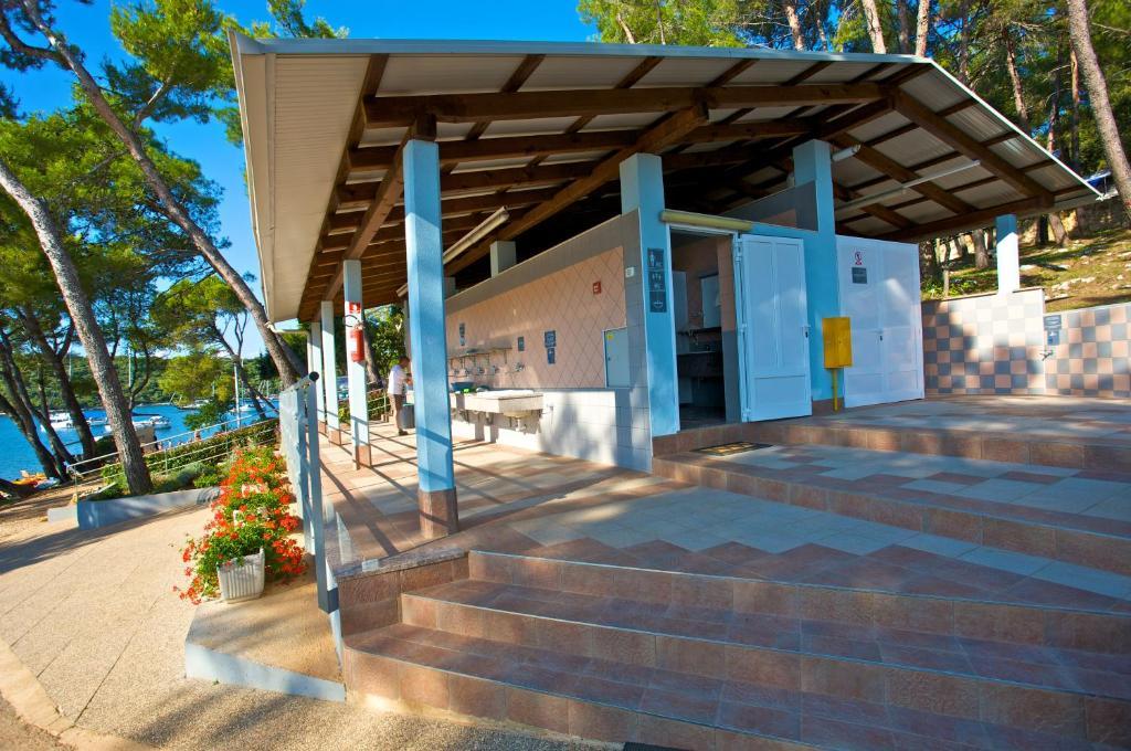 Arena Indije Mobile Homes Banjole Exterior foto
