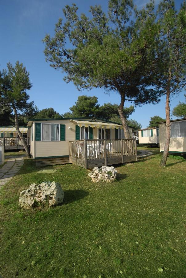 Arena Indije Mobile Homes Banjole Exterior foto